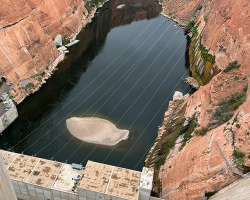  Boaters warned of low flow at Glen Canyon Dam