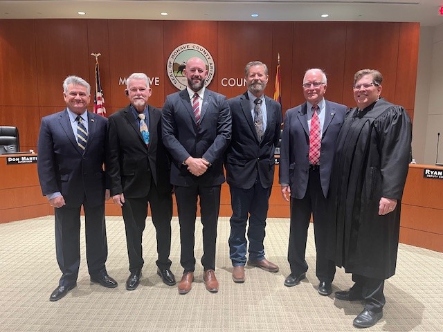 Newly elected Mohave County officials sworn in - The Standard Newspaper
